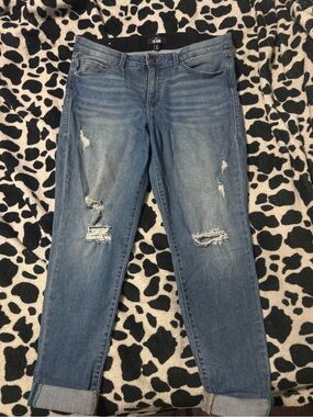 LuLaRoe Distressed Jeans size 32